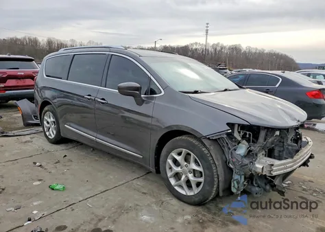2017 Chrysler Pacifica Touring L Plus из США, поврежденный, VIN 2C4RC1EG7HR518800